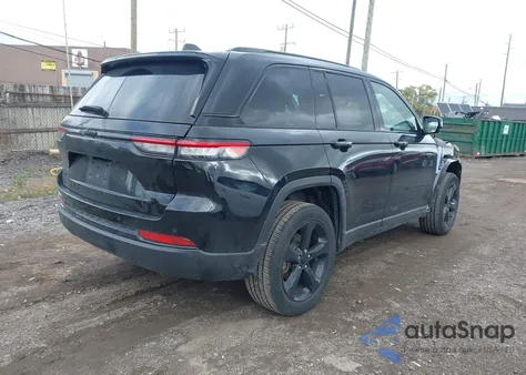 2024 Jeep Grand Cherokee Altitude X 4X4 from USA, damaged, VIN 1C4RJHAG9RC680474